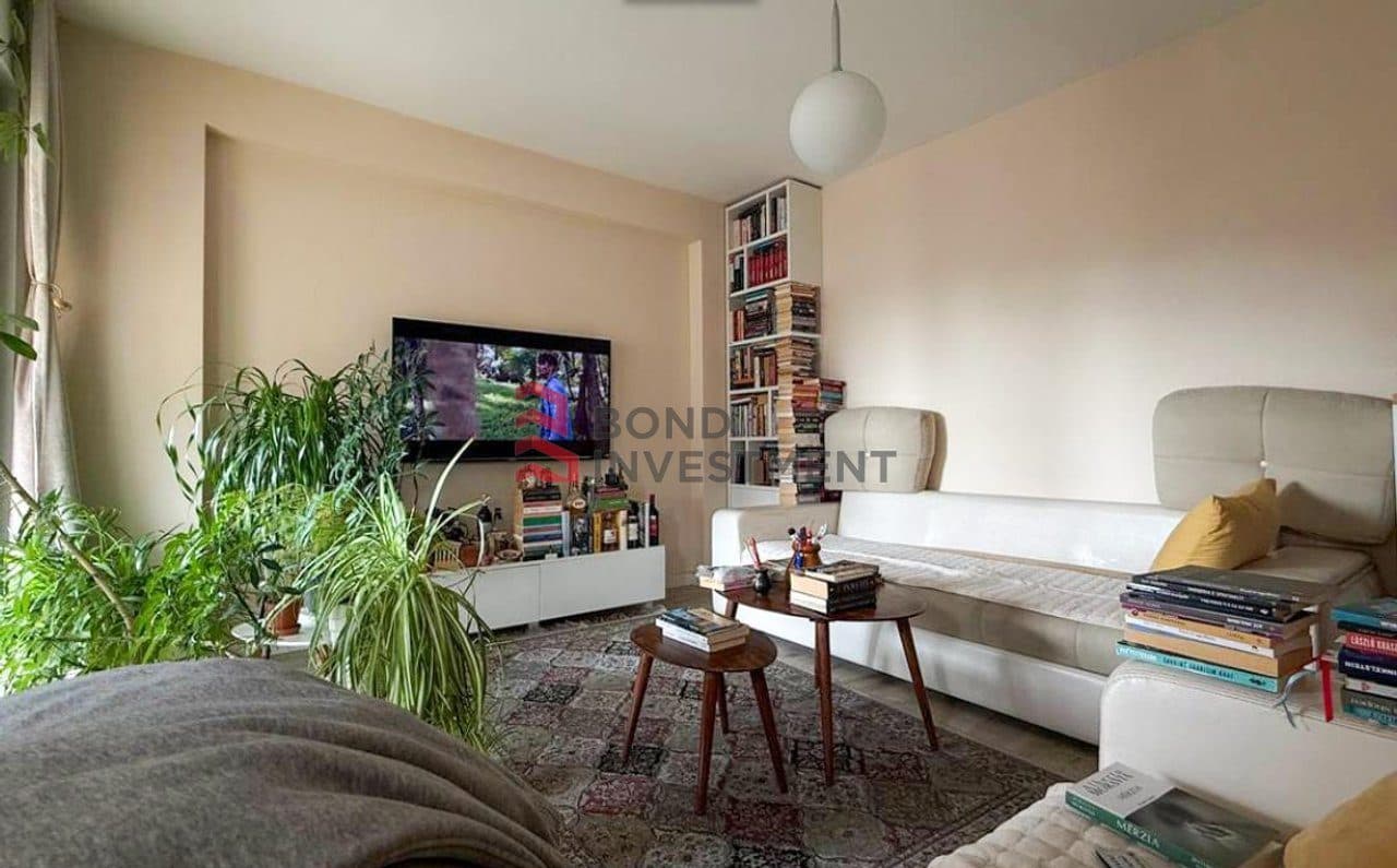 Shitet Banesë 60m² në Rrugën C