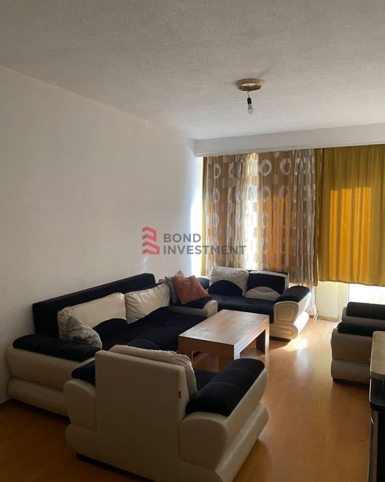SHITET BANESË 89 m² NË FUSHË KOSOVË 3