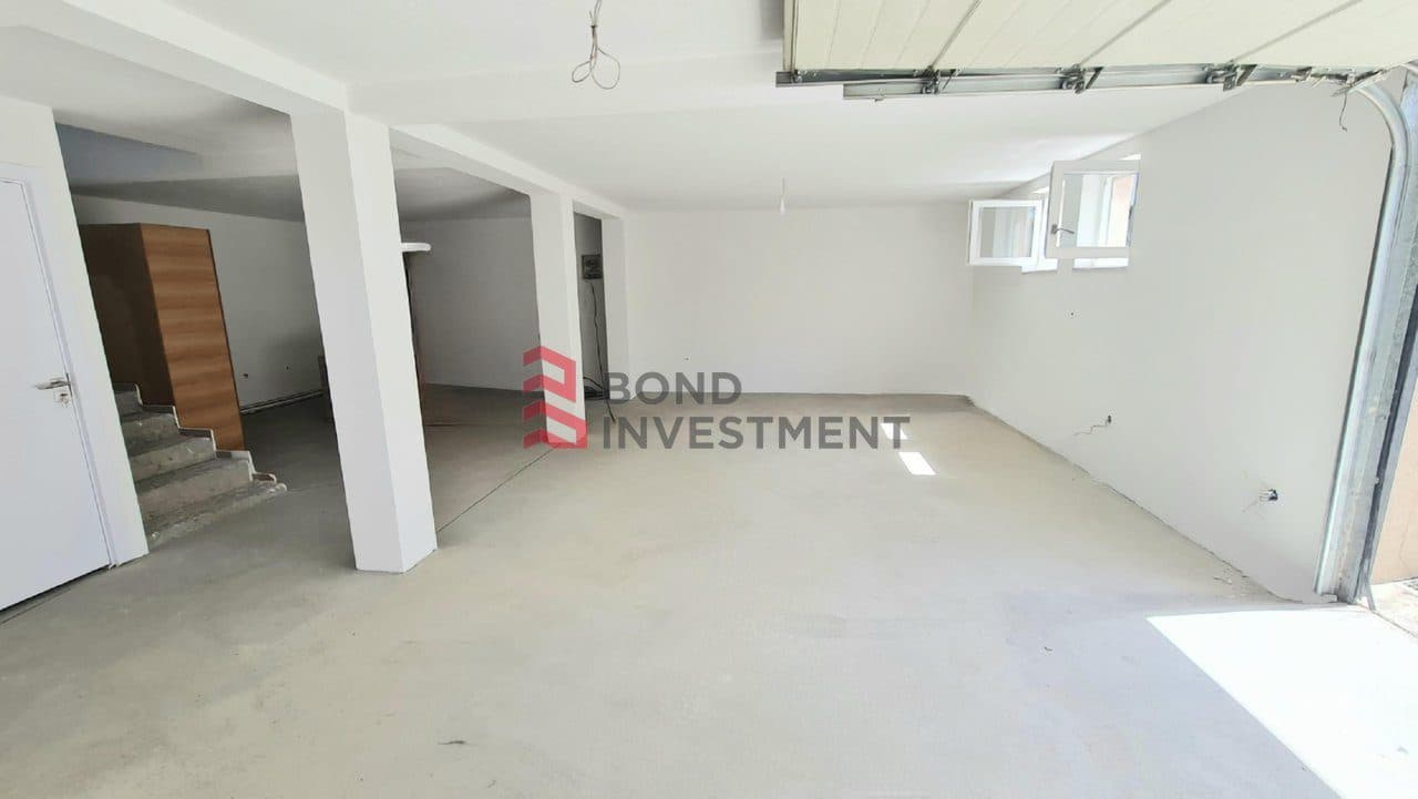 Shtëpi Moderne 3-Katëshe në Shitje – 280m² Banim, 3 Ari Truall | Çagllavicë