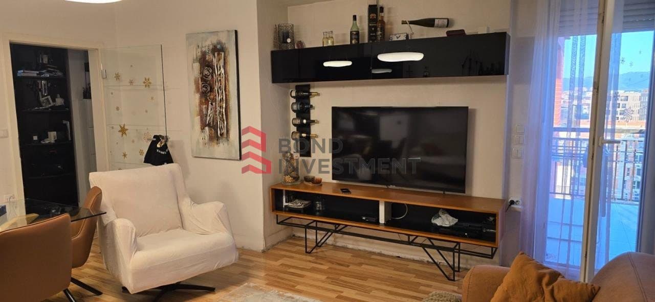 OFERTË SPECIALE – KURSENI 7,000 €!
🏡 SHITET BANESË 2 DHOMËSHE ME GARAZHË – MATI 1