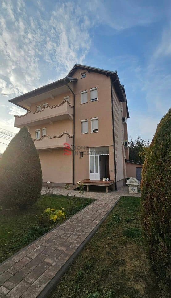 Shtëpi 5+3 Në Shitje në Milloshevë - 500000€ | 100 m² 3