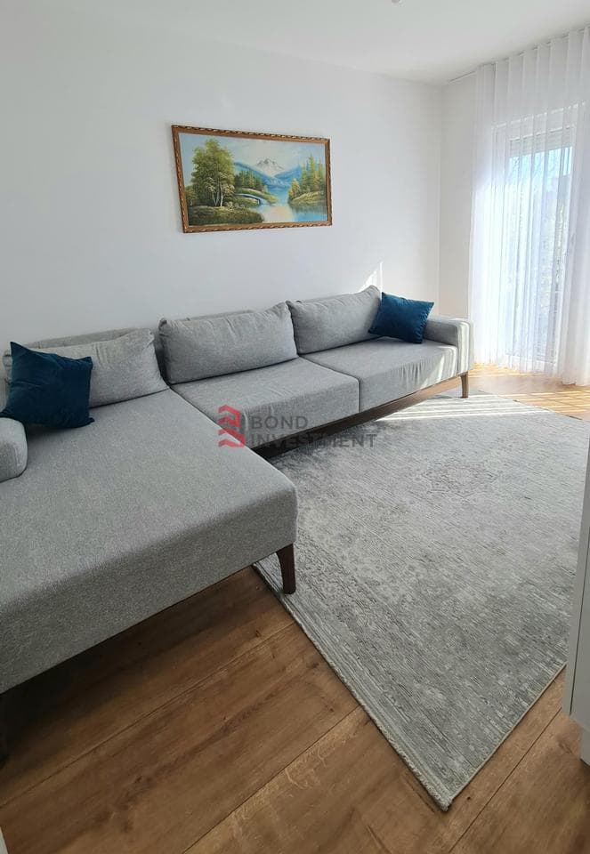 Shtëpi Moderne 3-Katëshe në Shitje – 280m² Banim, 3 Ari Truall | Çagllavicë