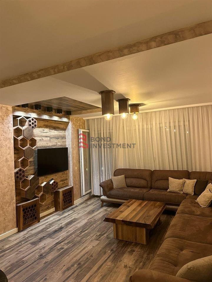 🏡 BANESË NË SHITJE – LAGJJA E MUHAXHERËVE