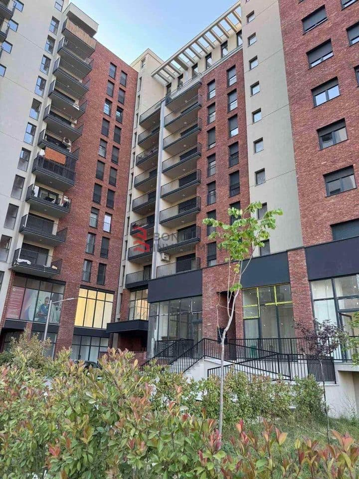 Banesë me qera 53.11m² + Terasë 33m² – Prishtina e Re