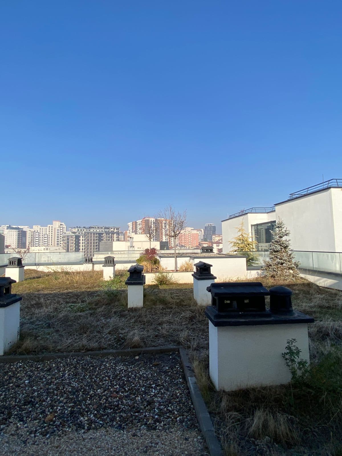 Penthouse modern për shitje në Rrugën B, pas Royal Mall