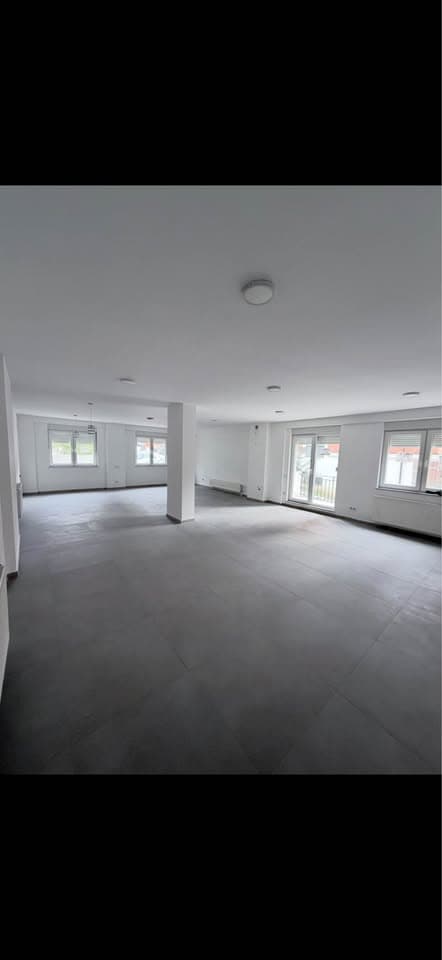 Banesë 90m² në shitje, kati i parë, Prishtinë, Rruga B 2