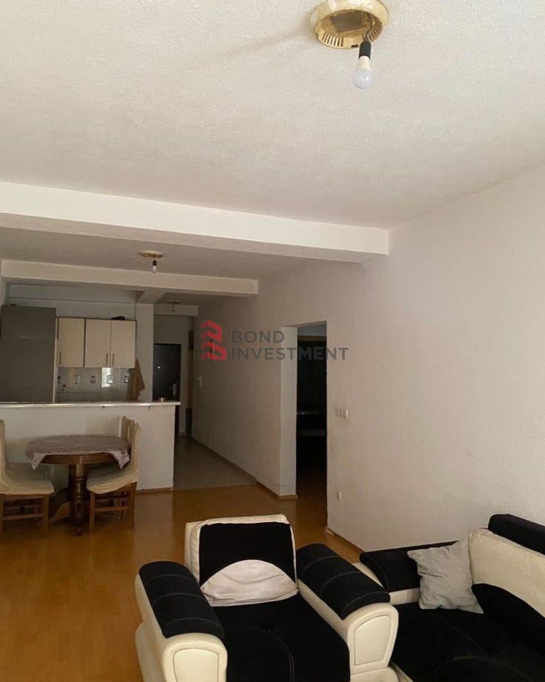 SHITET BANESË 89 m² NË FUSHË KOSOVË 2