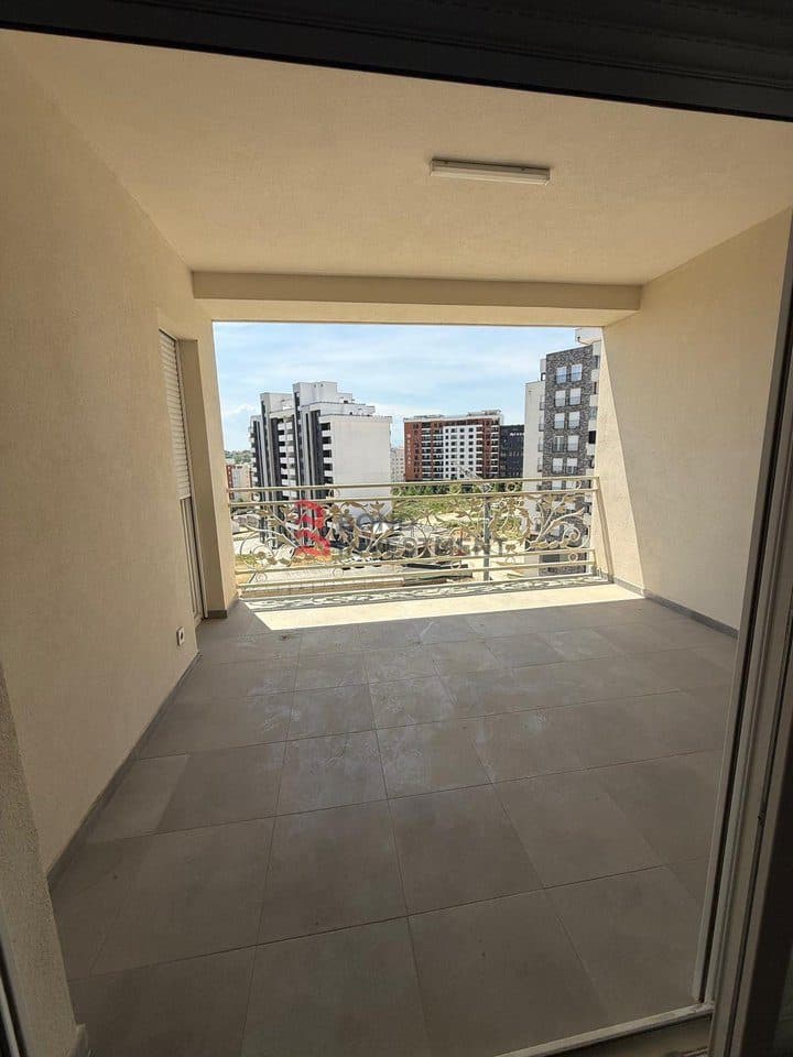 🏢 Penthouse në shitje – Rruga C, Kompleksi Mbretëresha Teutë 3