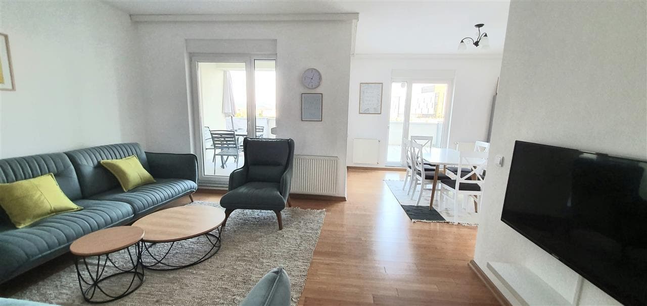 Apartment for rent in Prona me qira