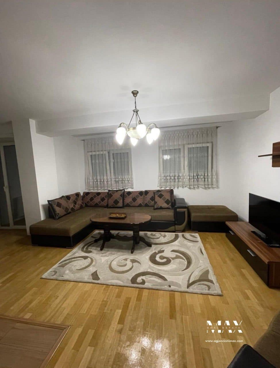 Apartment for rent in Prona me qira