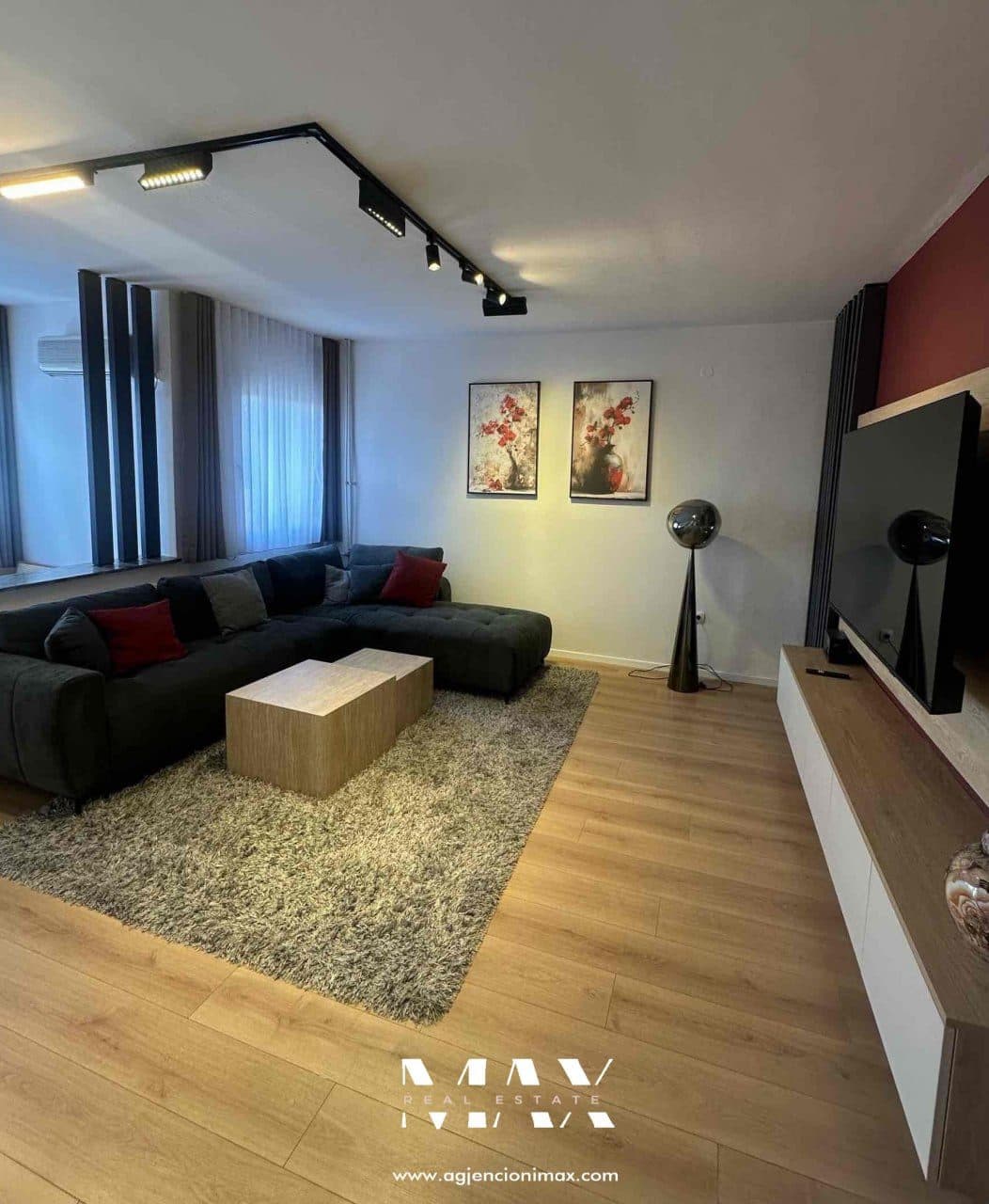 Apartment for rent in Prona me qira