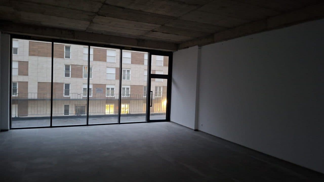 Shop for rent in Prishtinë 3