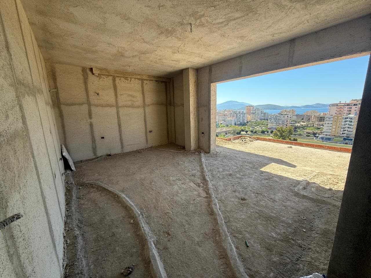 Penthouse me 1 dhomë gjumi për shitje në Rezidencën Ndërtesë e Re 3