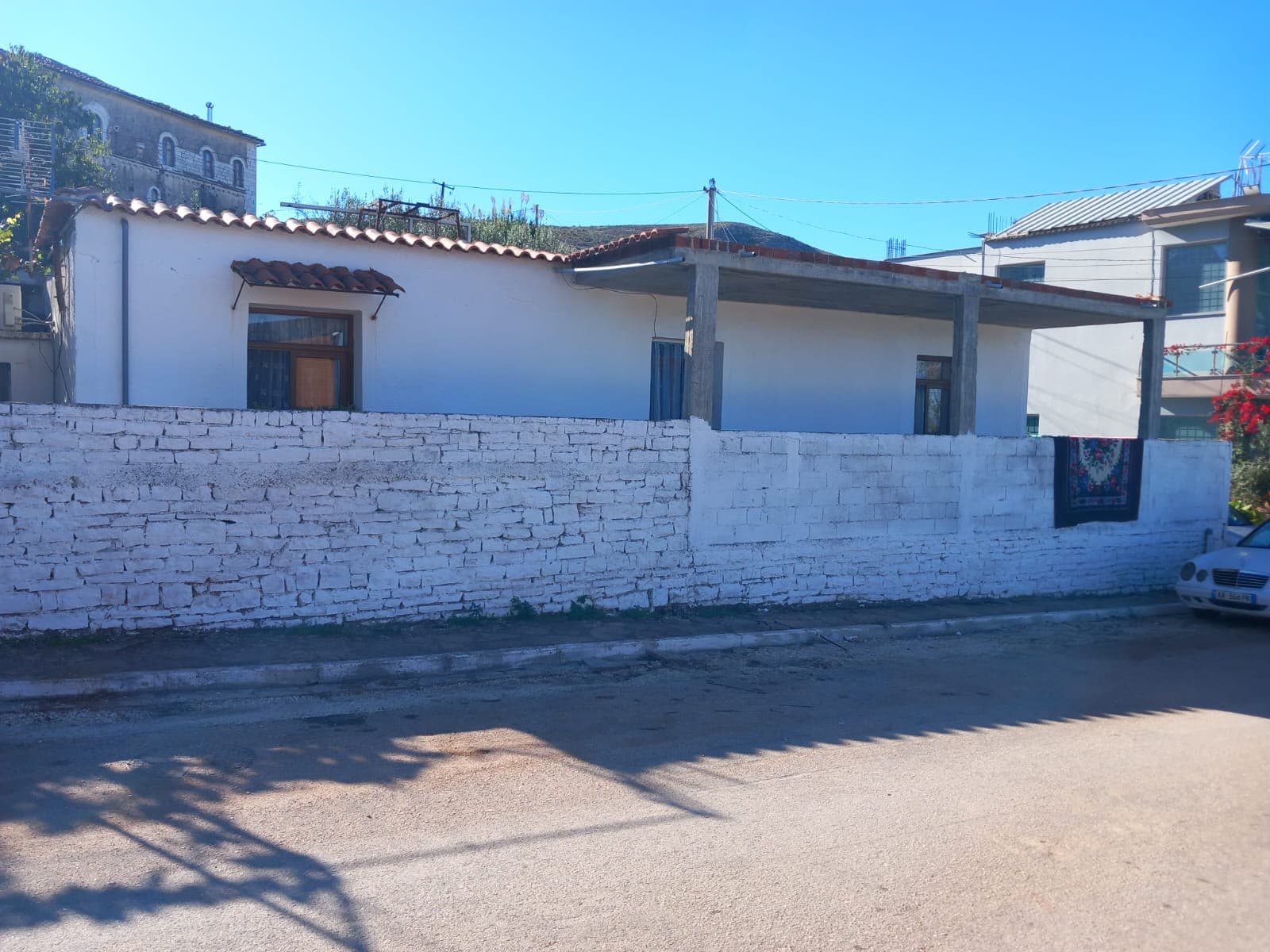 Shtëpi private për shitje në Konispol 2