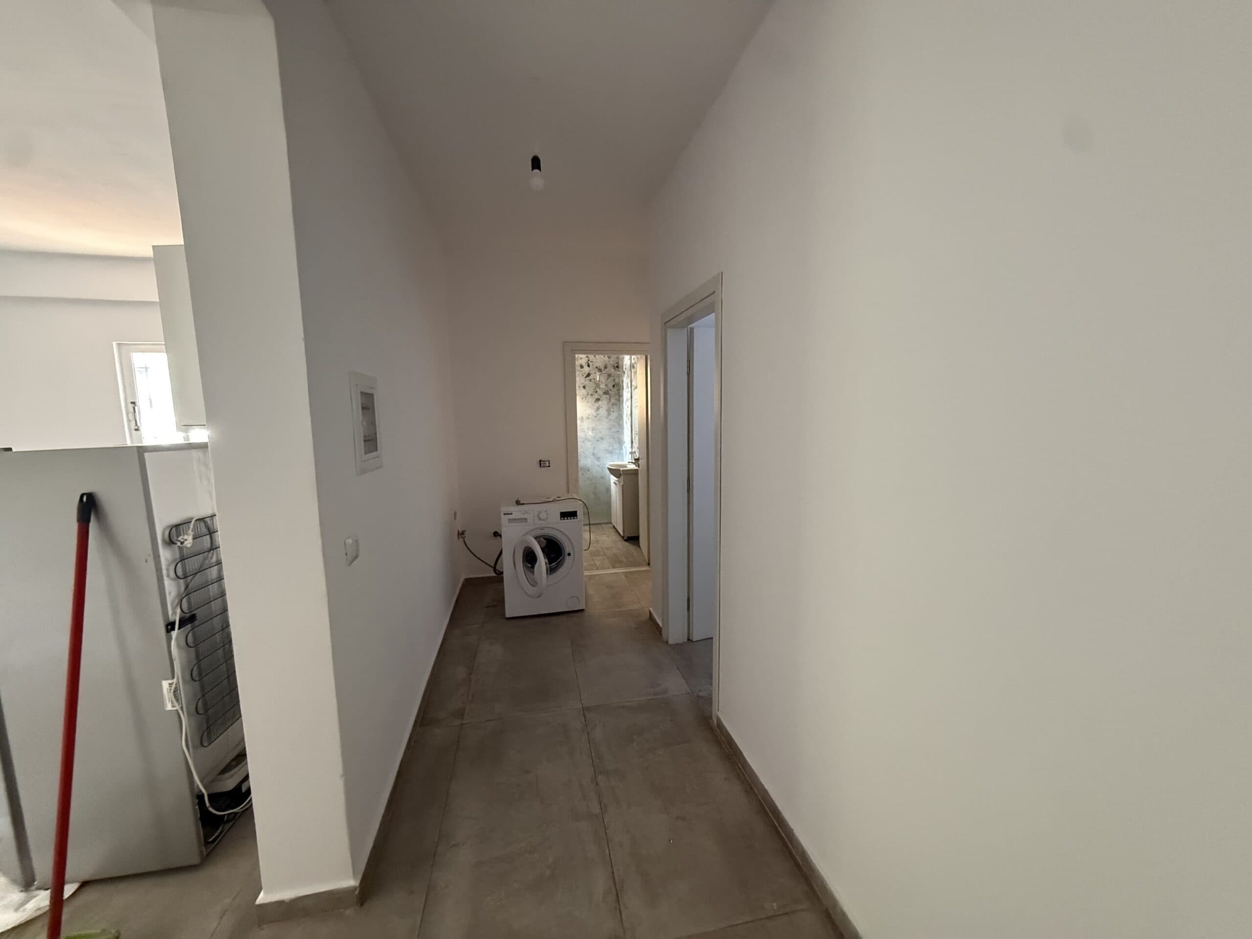 Apartament 2-Dhomësh për shitje në Sarandë 3