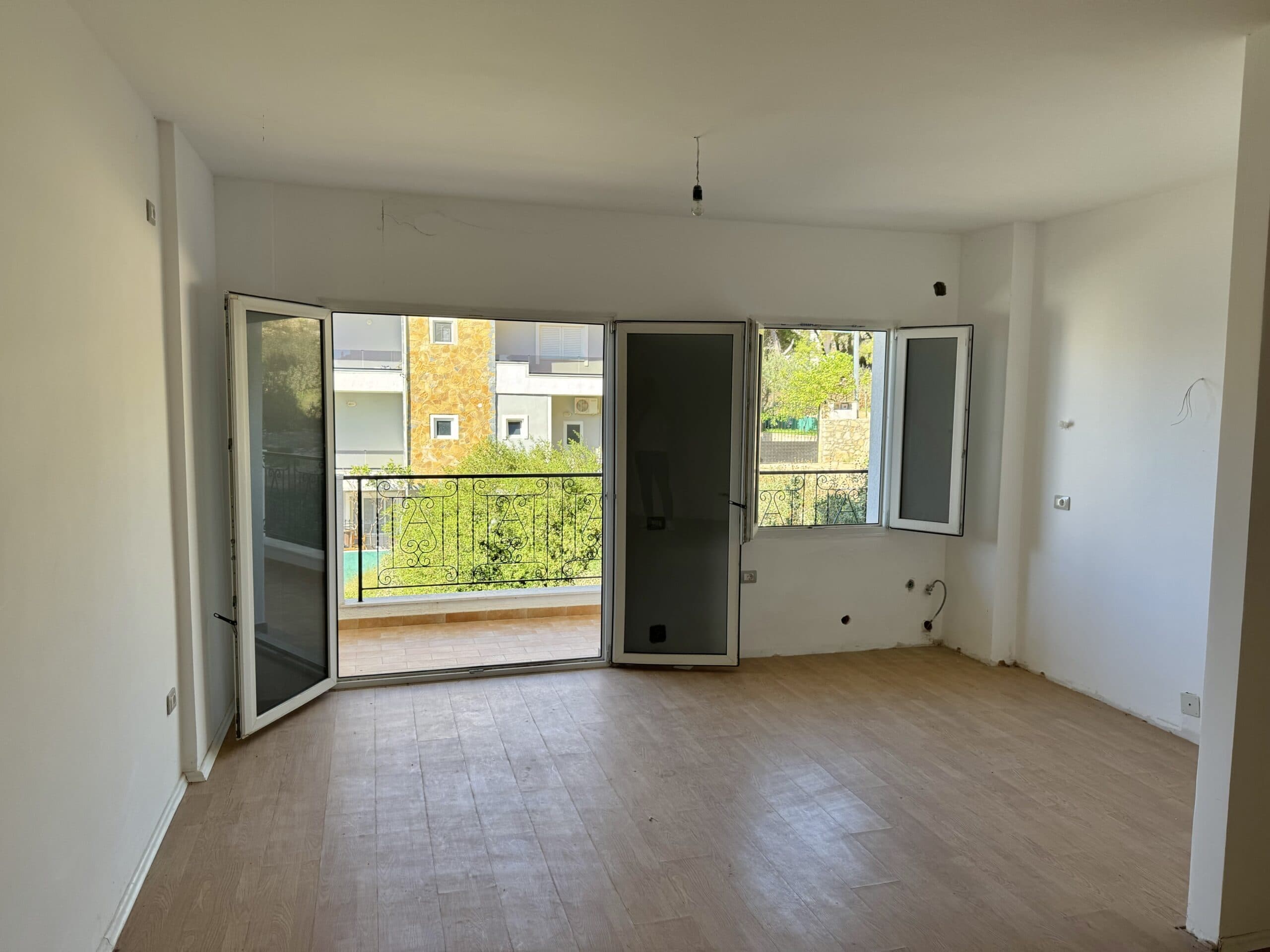 Apartament për shitje në Sarandë 2