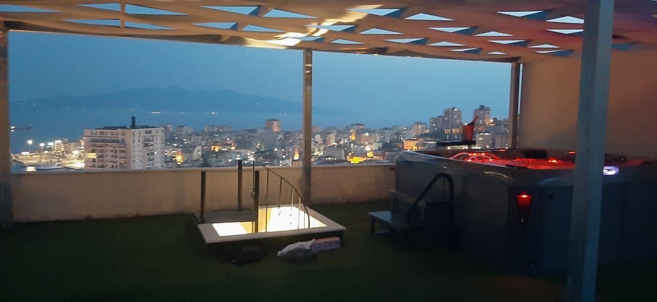 Penthouse luksoz për shitje në Sarandë 4