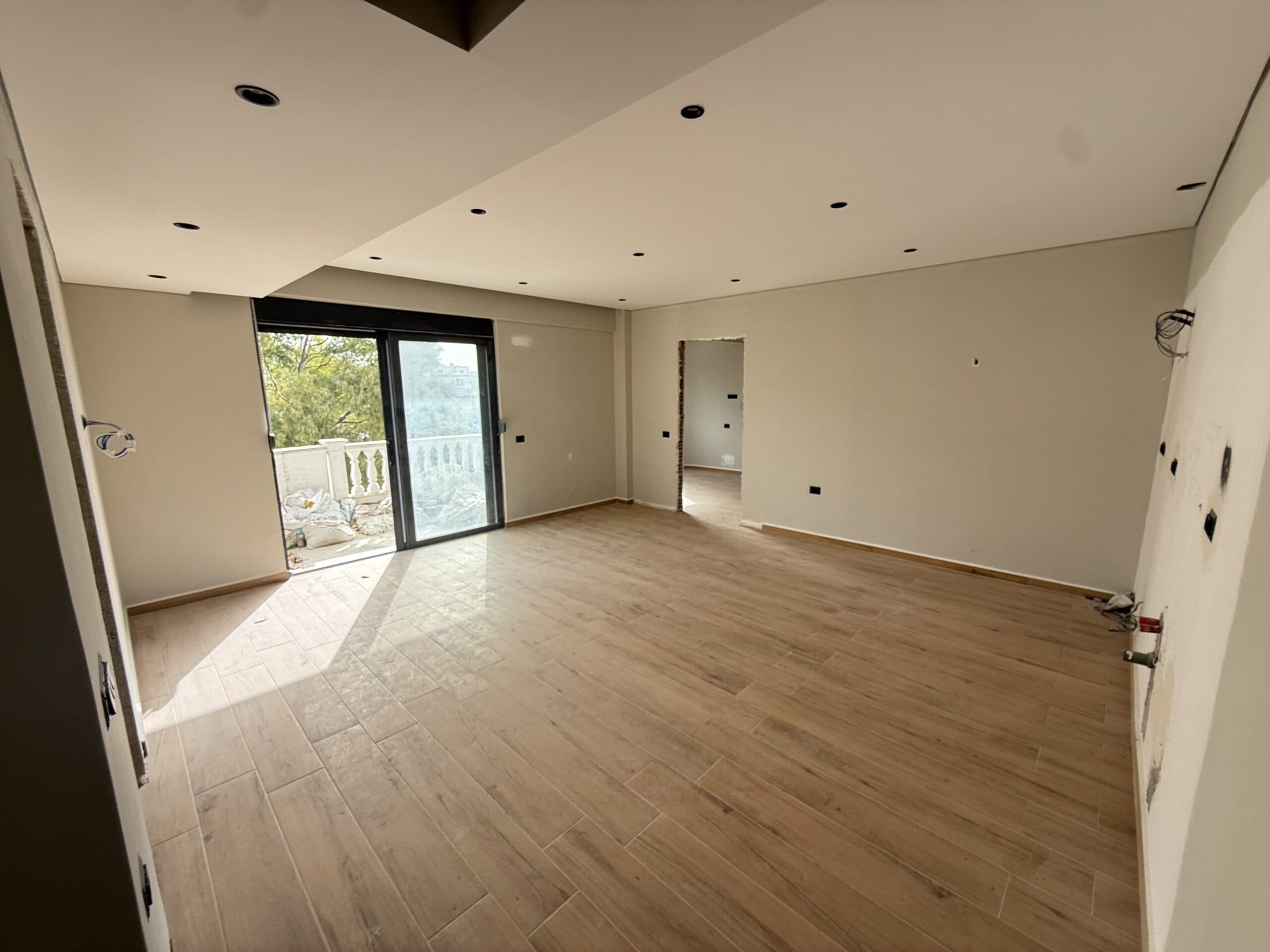 Apartament me Dy Dhoma për Shitje në Sarandë