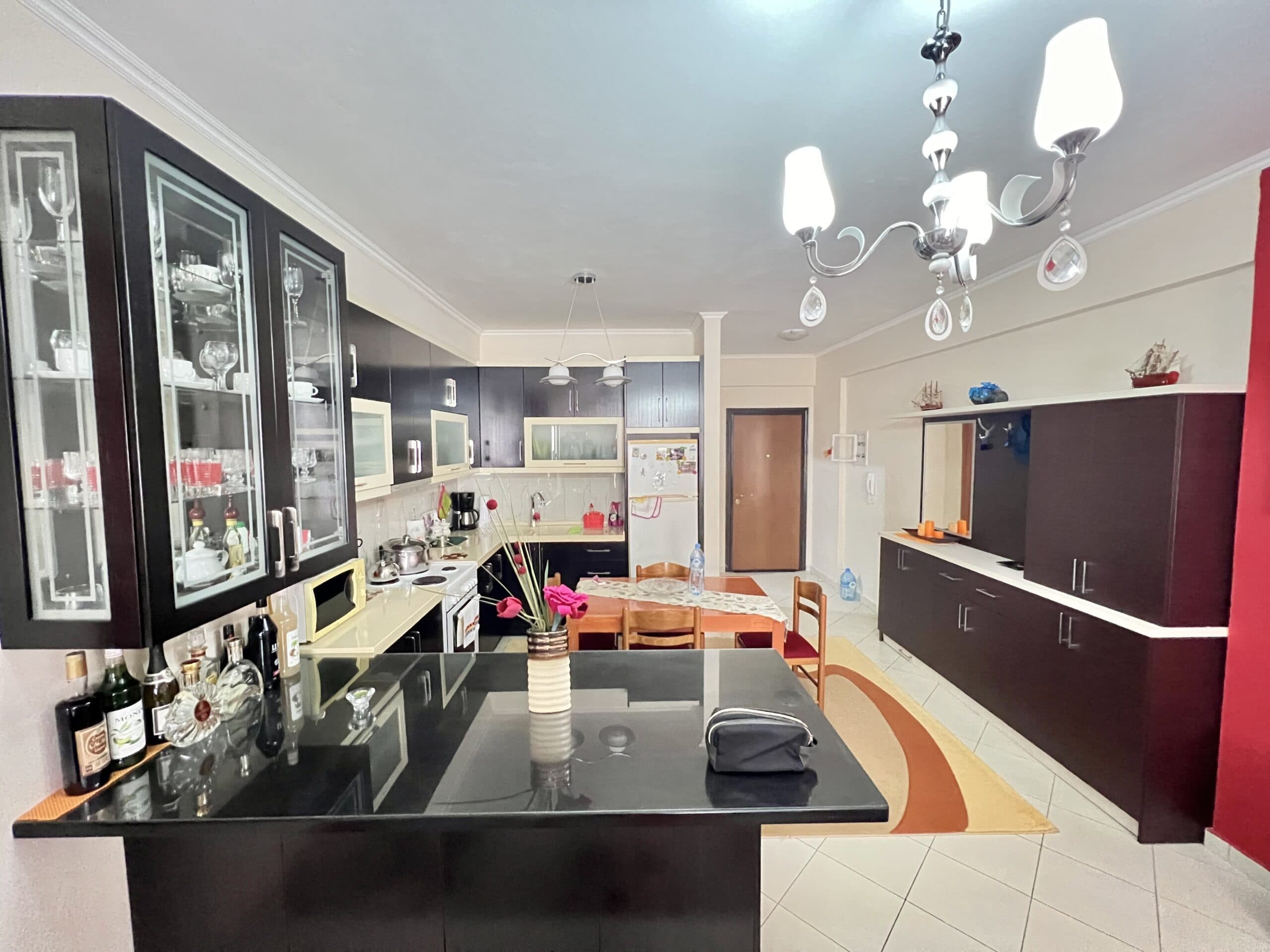 Apartament me Dy Dhoma për Shitje në Sarandë 4