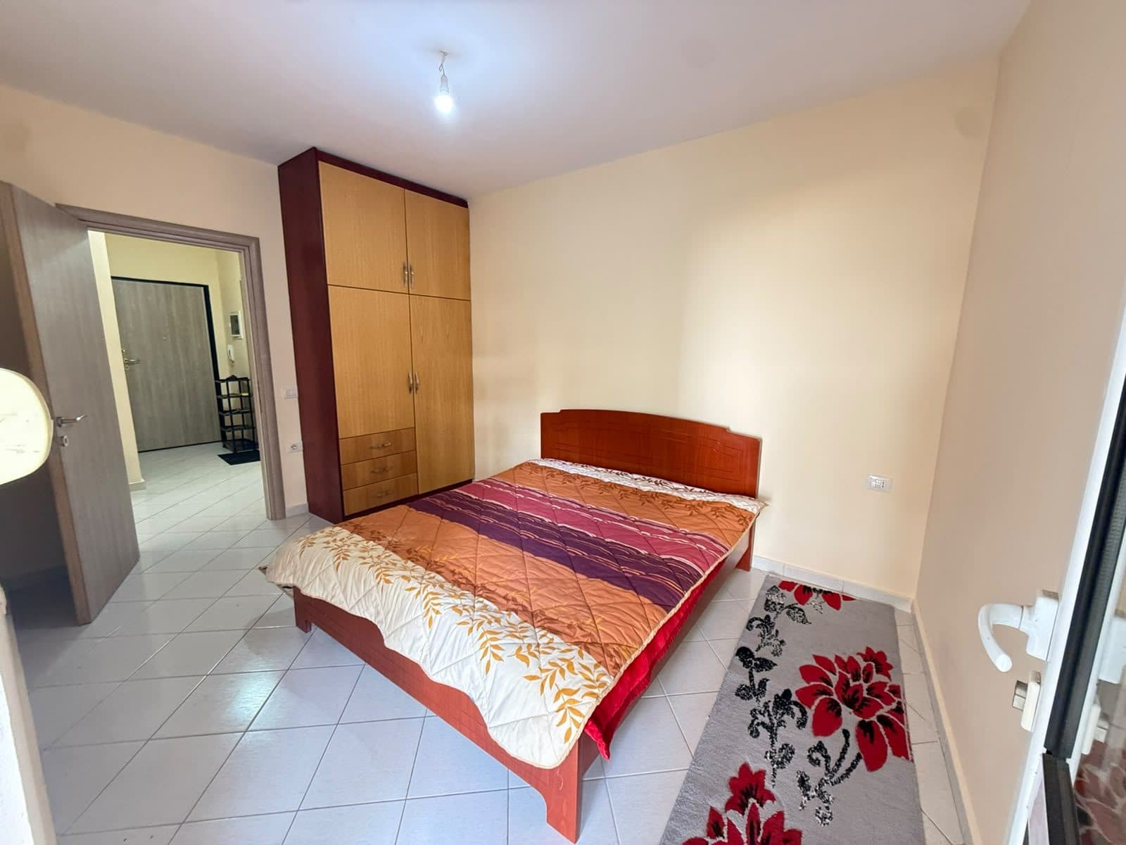 Apartament i Gjerë 2-Dhomash me Pamje nga Deti 3