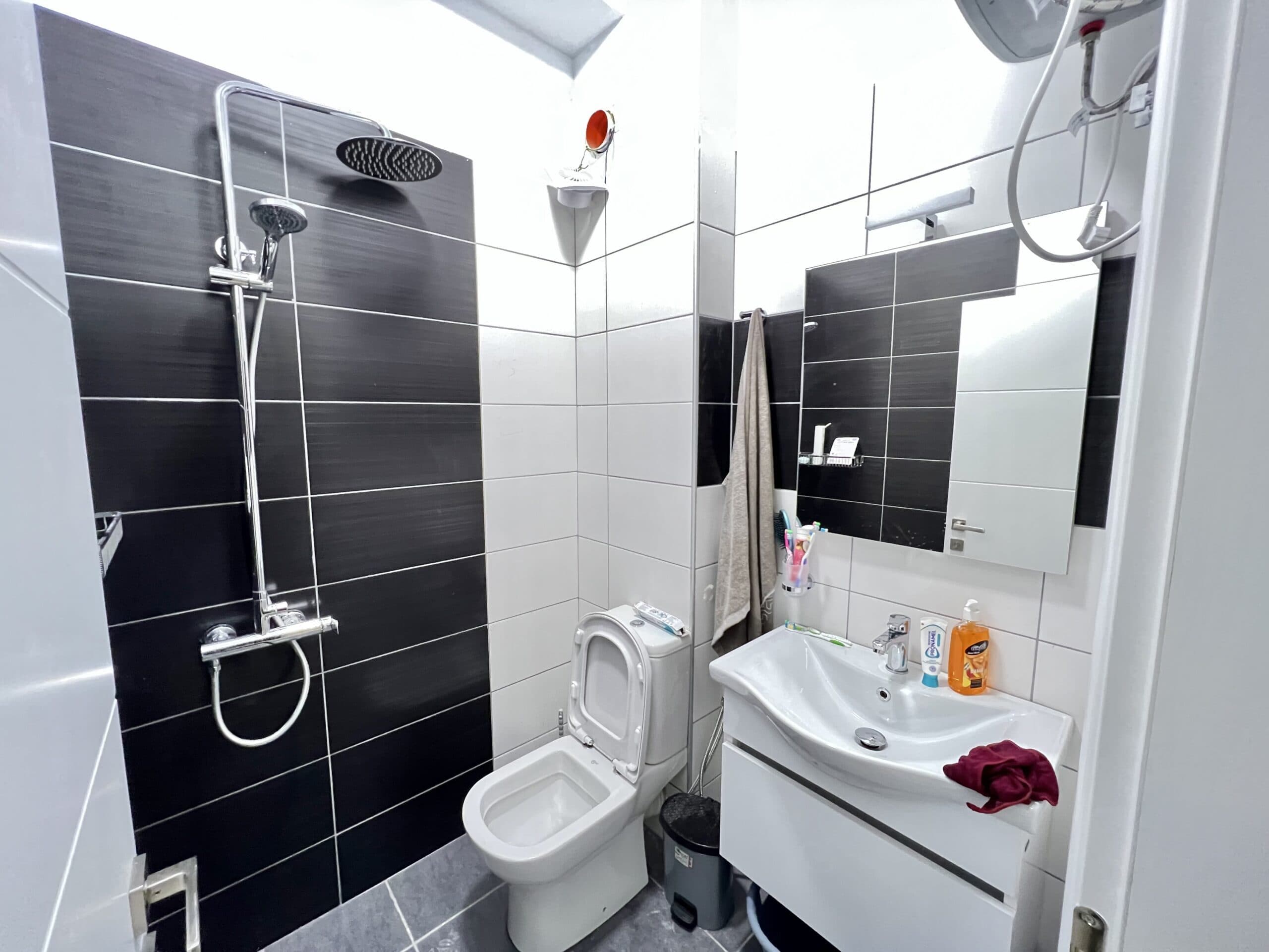 One bedroom apartment for rent
