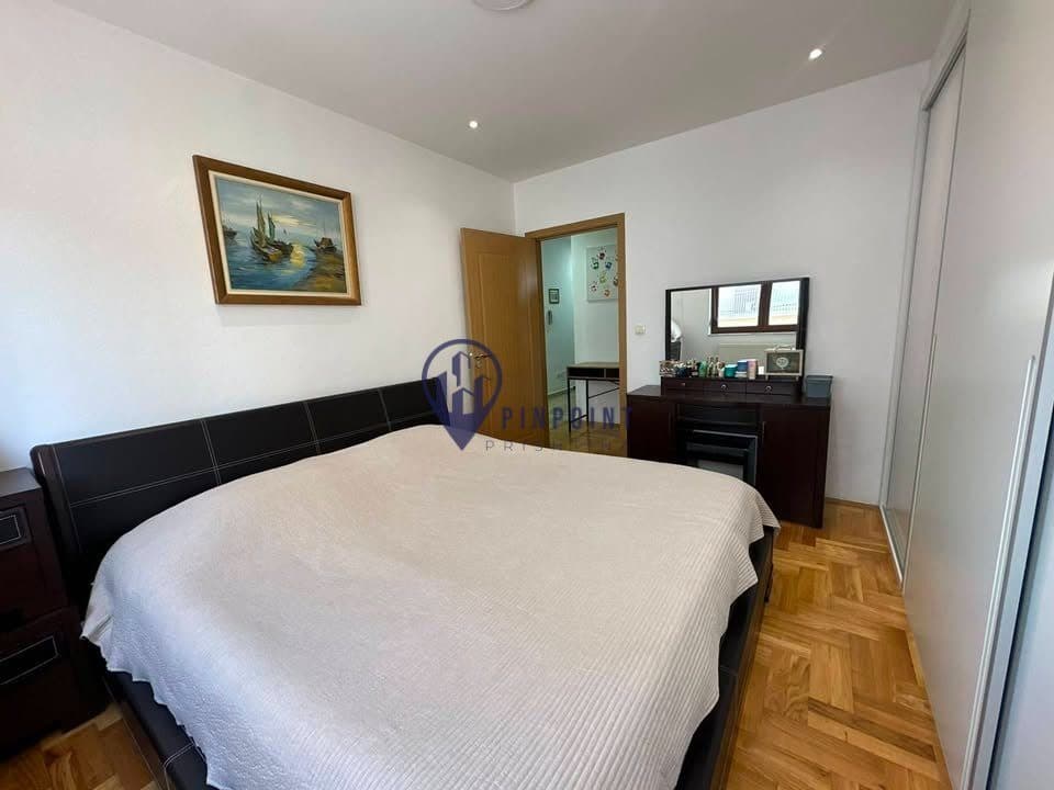 🏡 Banesë në shitje – Qafa, Rr. Sefedin Ahmeti ✨ 4