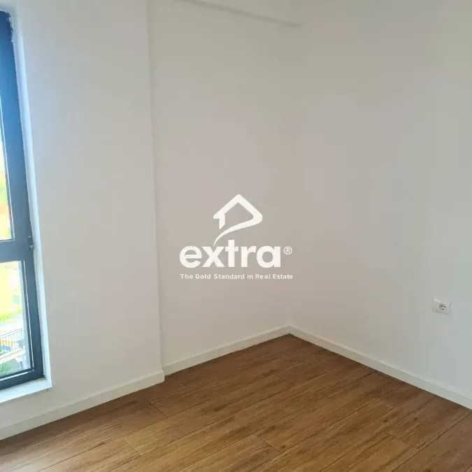Qira Ambient per zyra prane Pazarit te Ri, Tirane 4