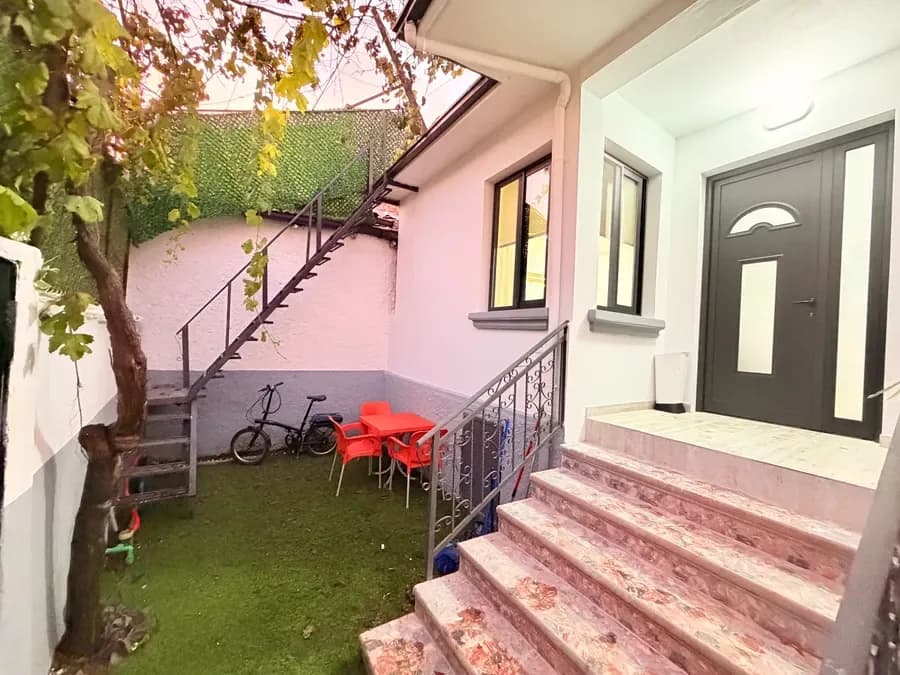 Shitet shtepi private 2+1 okazion me cmim apartamenti 3