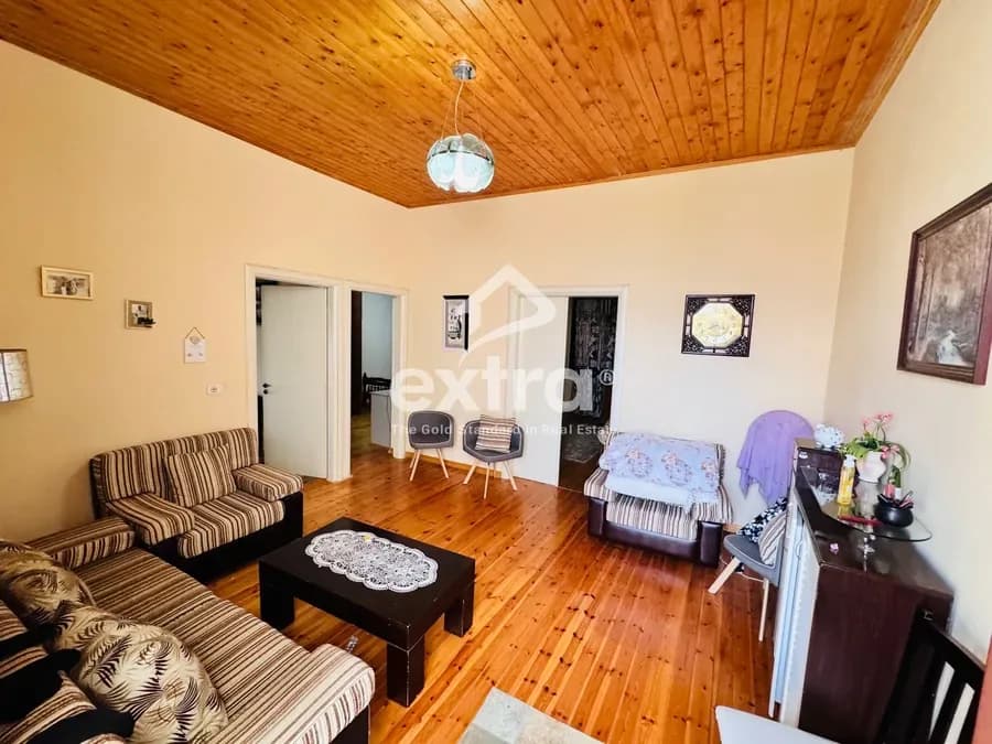 Jepet me qera shtepi private ne Gjuhadol, Shkoder
