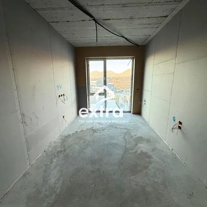 Shitet Penthouse 3+1 Liqeni Thate, Tirane 4
