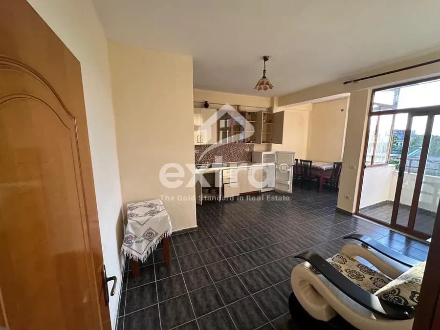 Shitet 1+1 k3 prane spitalit Shkoder