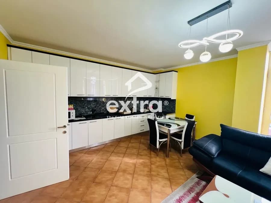 Jepet me qira apartament 3+1 k4 rus policia