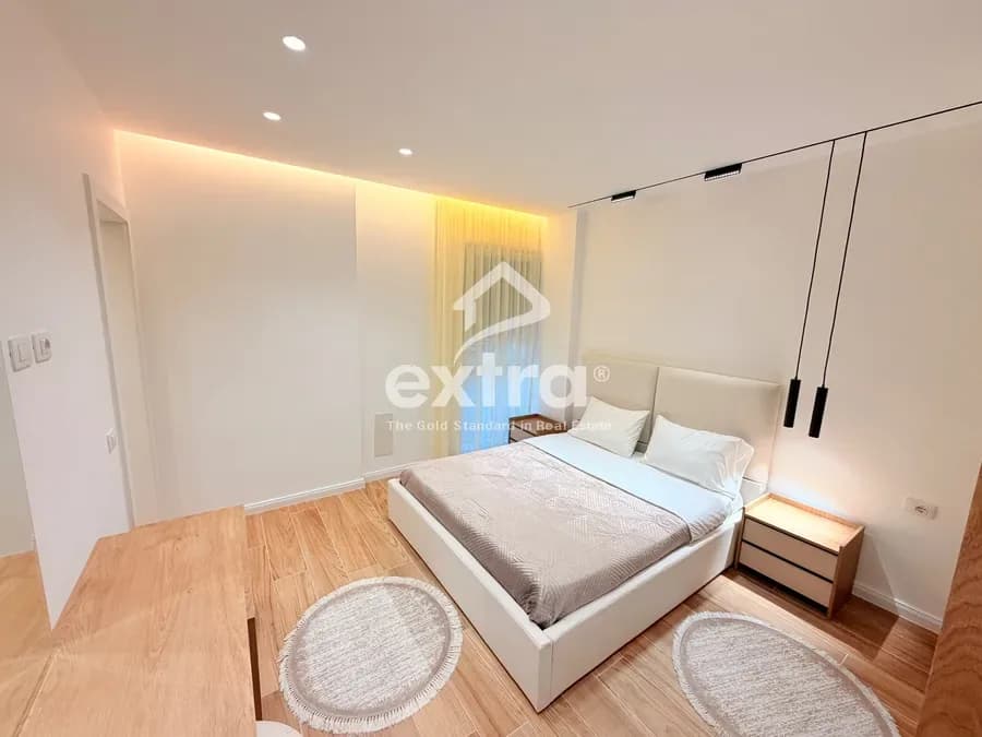 Jepet me qira apartament 2+1+2 k2 prane Gjuhadolit 4