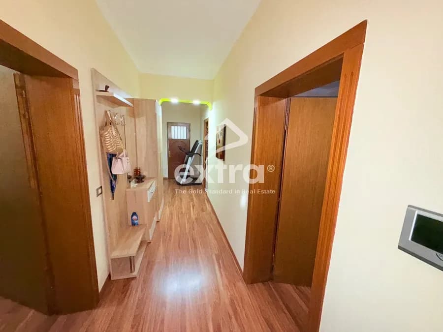 Shitet vile private 3 kate ne Dergut Shkoder 4