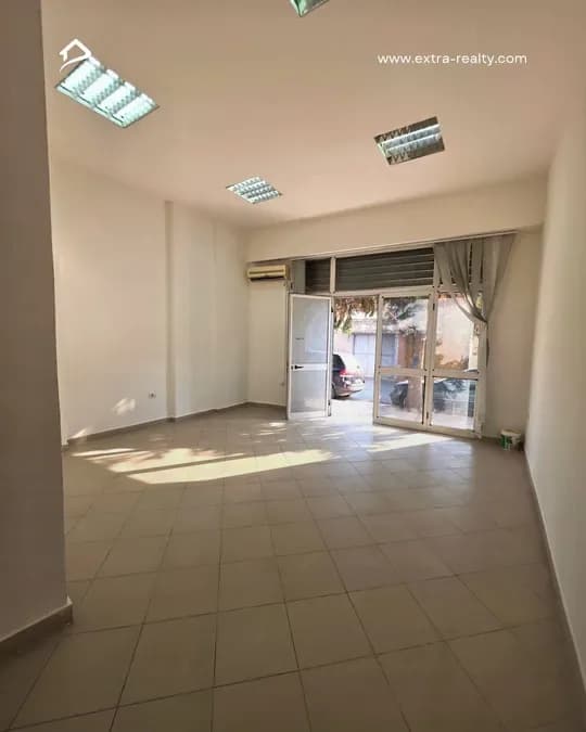 Qira Dyqan, Dispanceria, Rr Ferit Xhajko, Tiranë 3