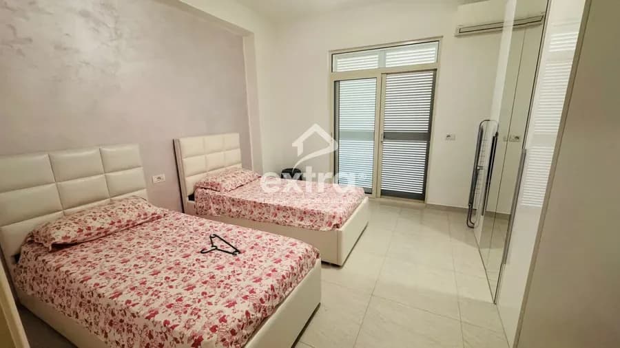 Shitet 2+1 prane Europa Shkoder 4