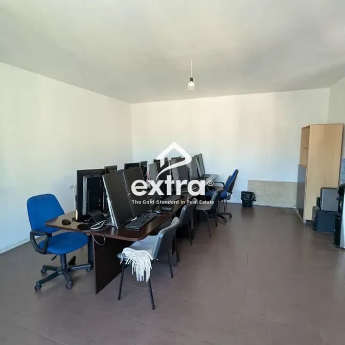 Qira Ambient Biznesi Zogu Zi, Tirane 4