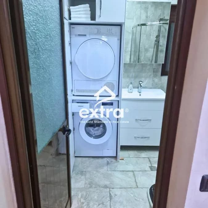 Qira 3+1+2+Parkim 21-Dhjetori, Tirane