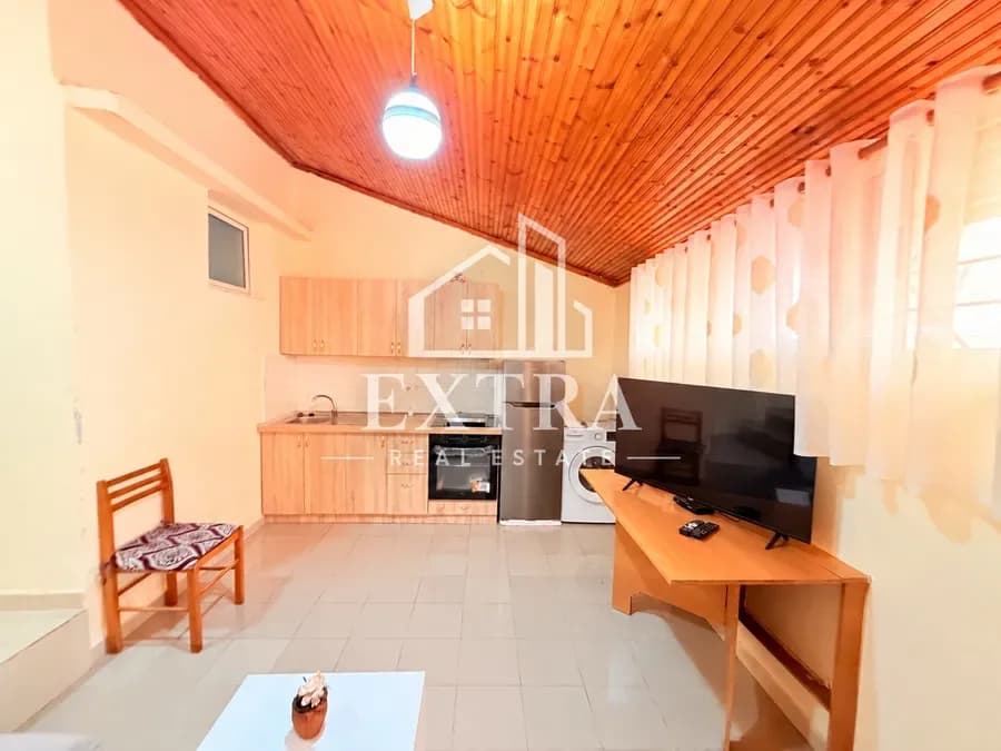 Jepet me qira 3+1 k2 prane Sahatit Shkoder 2