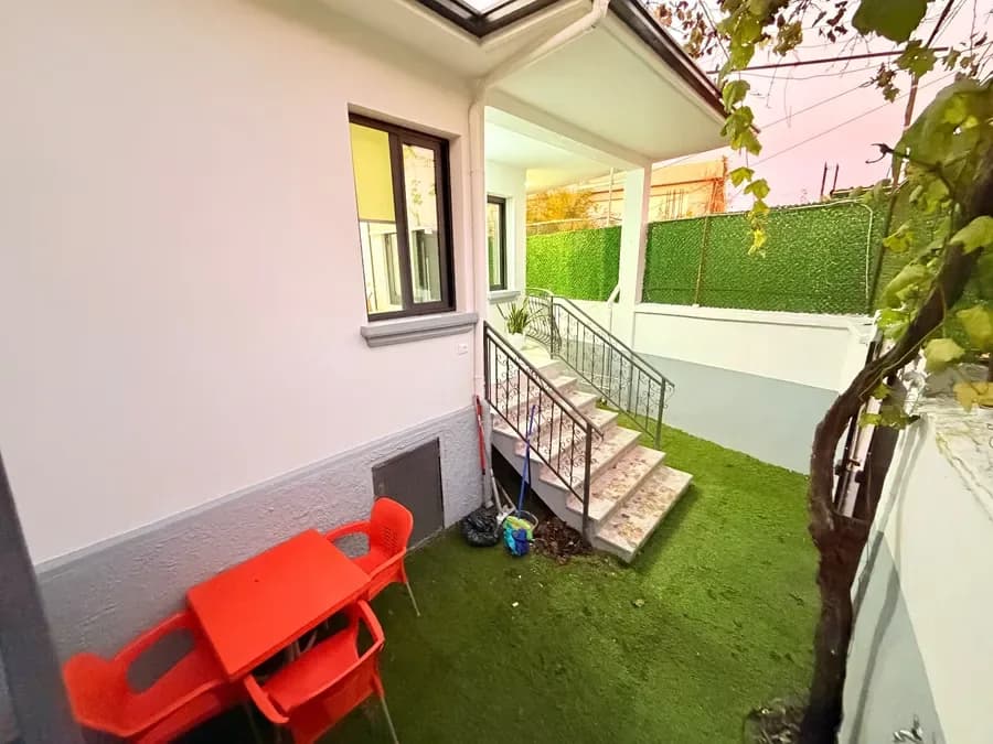 Shitet shtepi private 2+1 okazion me cmim apartamenti 4