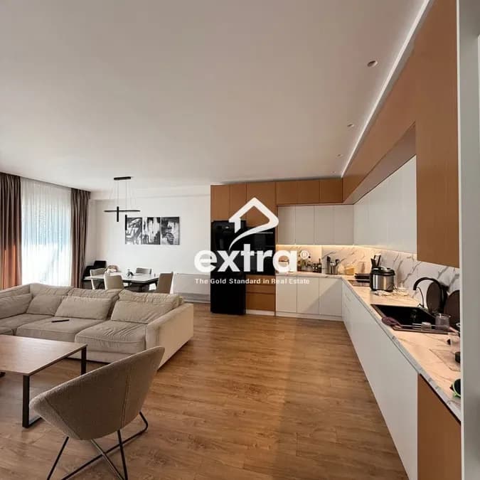 Qira Vila Bashkangjitur Elysium Residence, Tirane 2