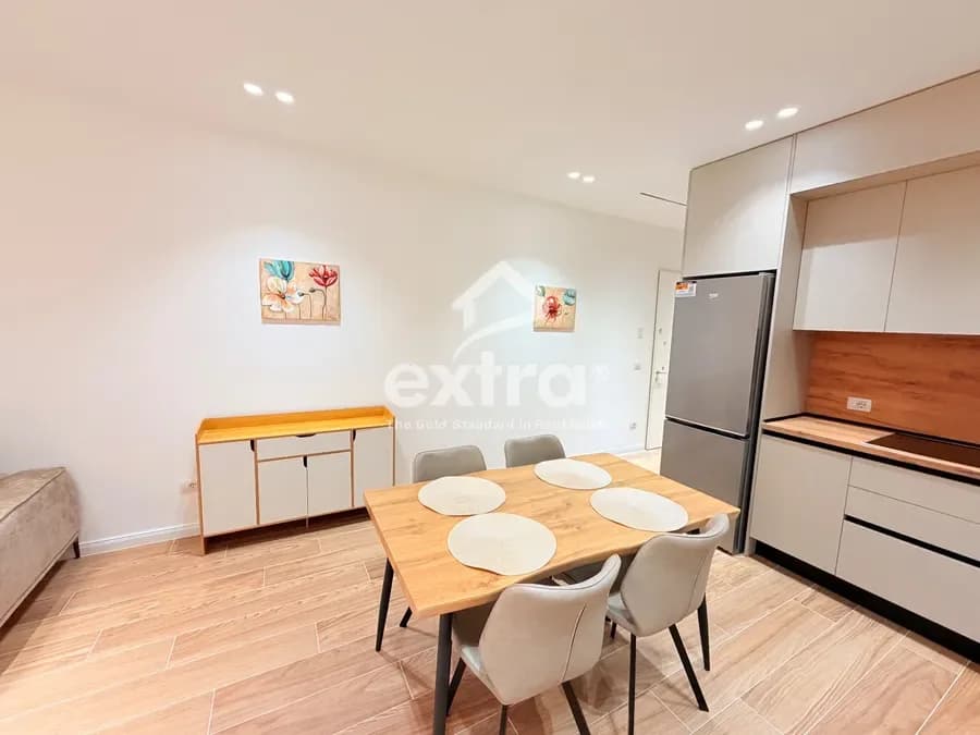 Jepet me qira apartament 2+1+2 k2 prane Gjuhadolit 3