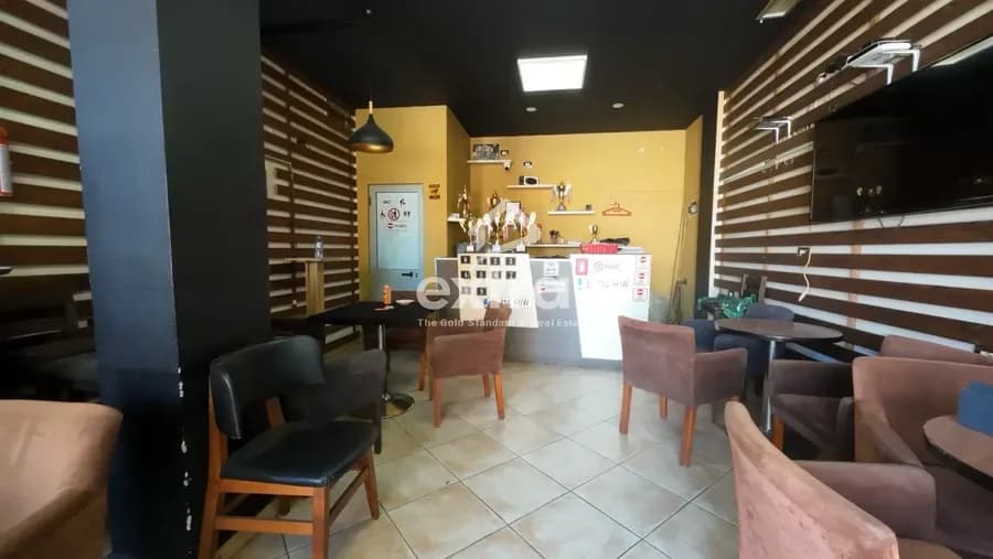 Shitet dyqan prane merkates rus shkoder