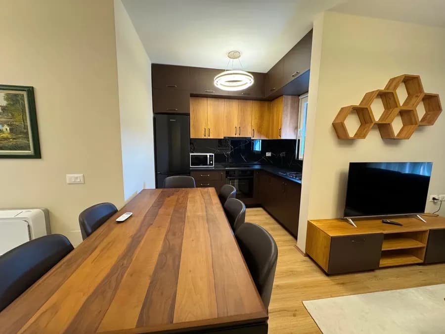 Jepet me qira apartament 2+1 k7 ne zdrale 2