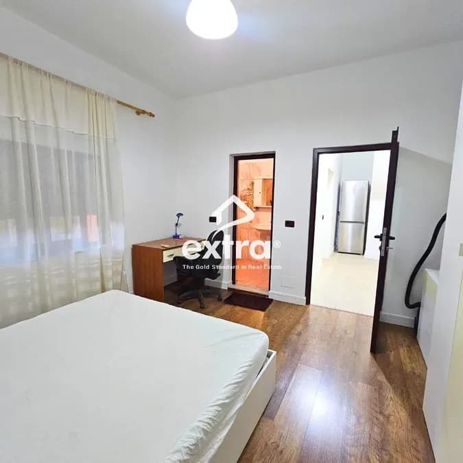 Qira 2+1+2, Rr. Mine Peza, Tiranë 4