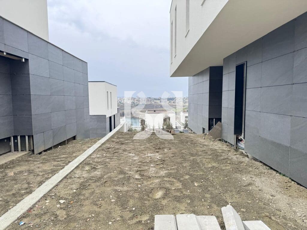 SHITET VILE TE LIQENI I FARKES /TIRANE ,ALBANIA 4