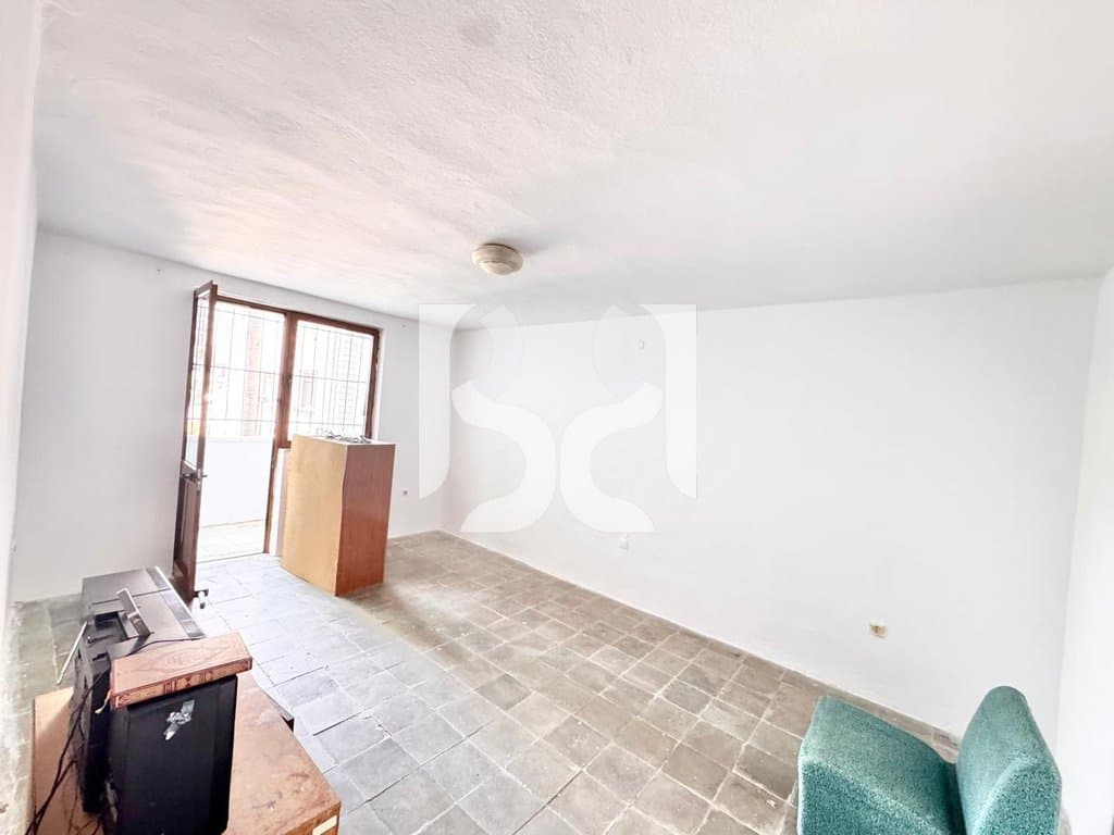 APARTAMENT 2+1+BALLKON ME QIRA TREGU ELEKTRIK 3