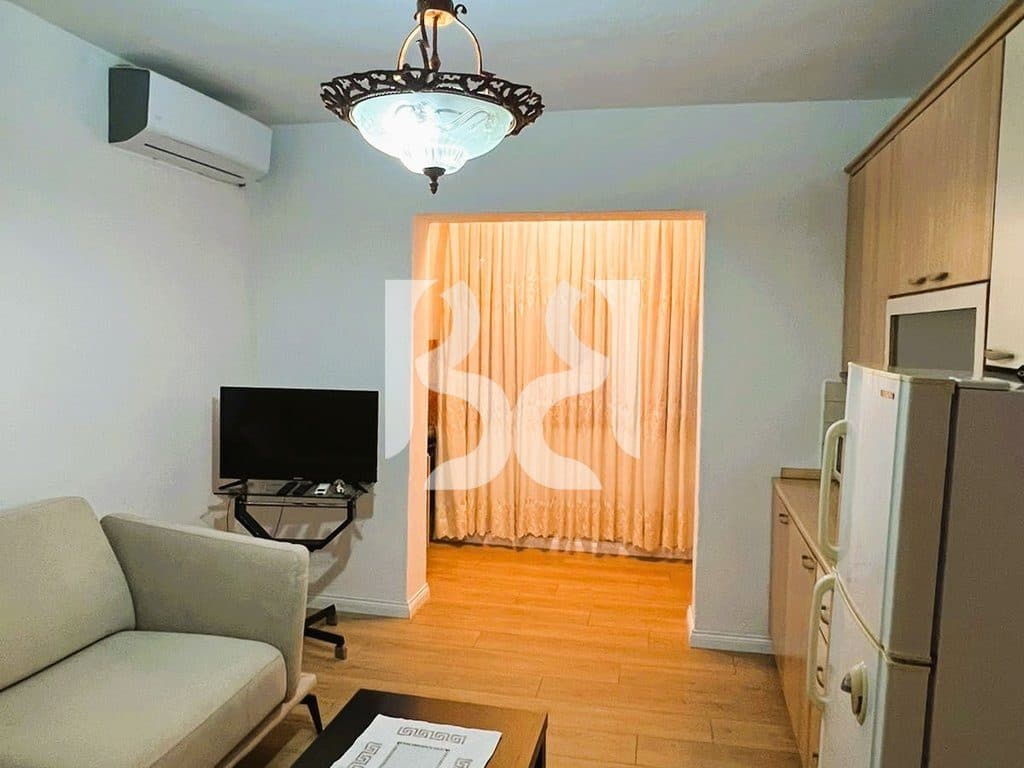 APARTAMENT 2+1 ME QIRA PRANE UET, KINOSTUDIO 3