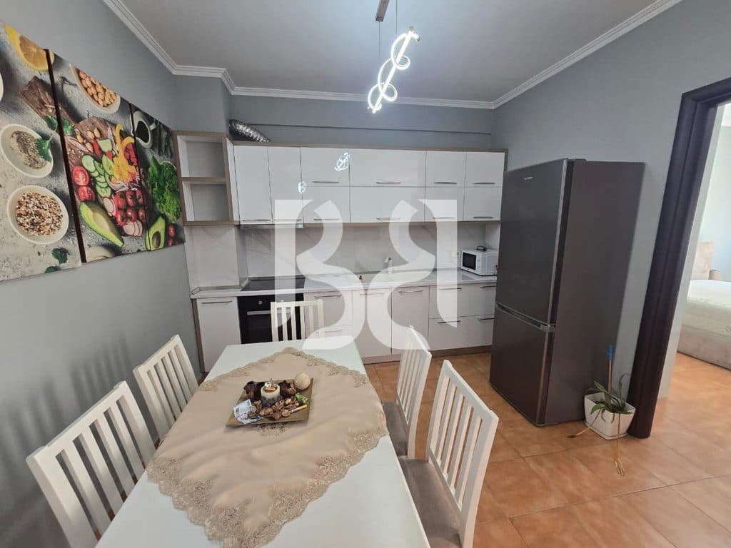 APARTAMENT 1+1+BALLKON ME QIRA NE ASTIR* 3