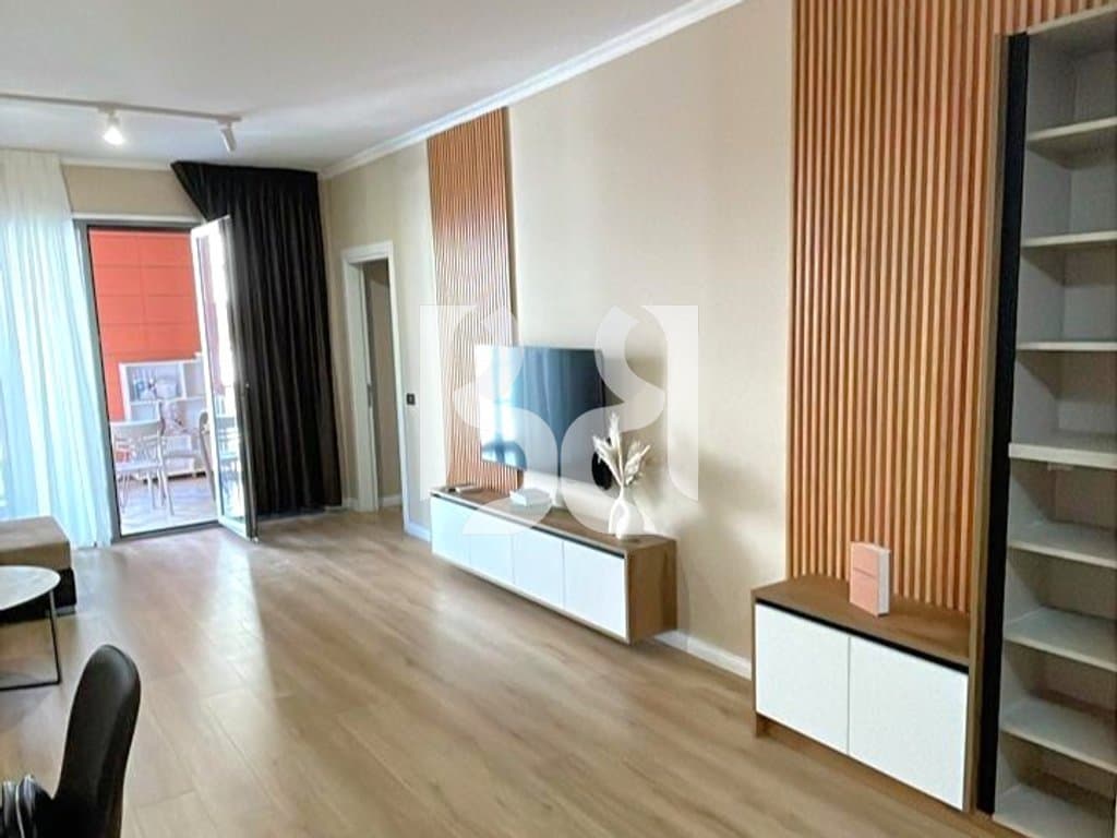 APARTAMENT 1+1+BALLKON+POST PARKIMI ME QIRA TEK RRUGA E KOSOVAREVE 2
